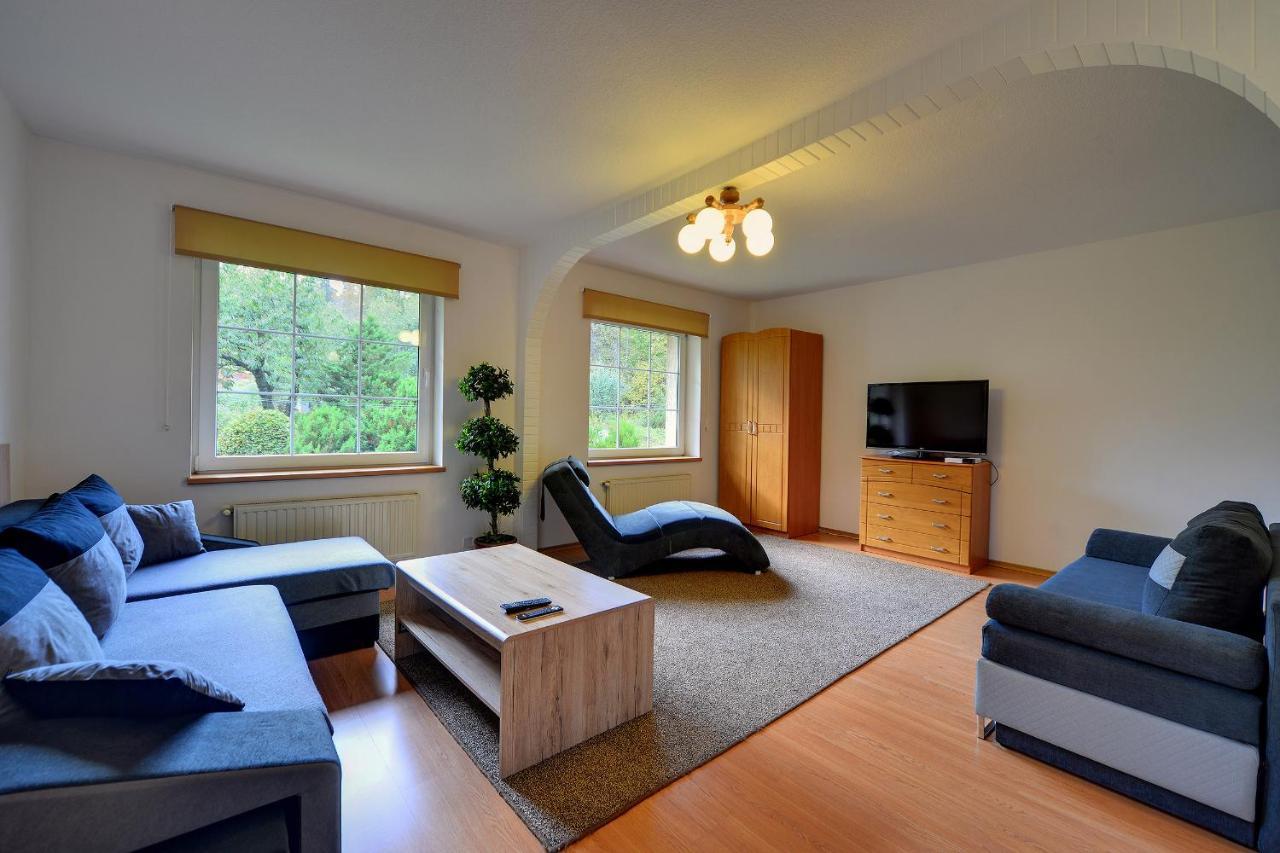 Apartamentvanessa คาร์ปัตซ์ ภายนอก รูปภาพ
