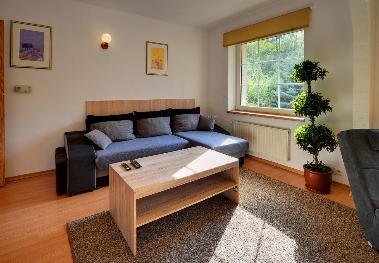Apartamentvanessa คาร์ปัตซ์ ภายนอก รูปภาพ