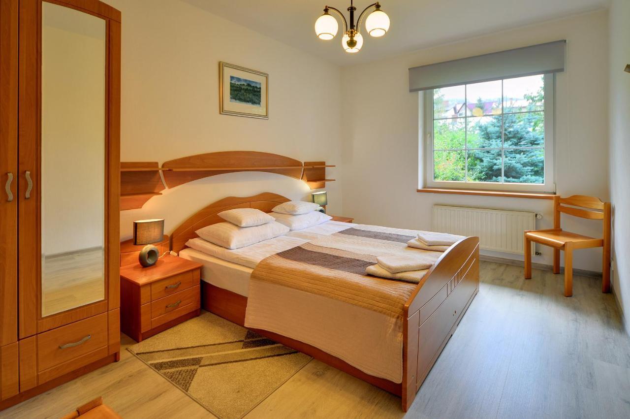Apartamentvanessa คาร์ปัตซ์ ภายนอก รูปภาพ